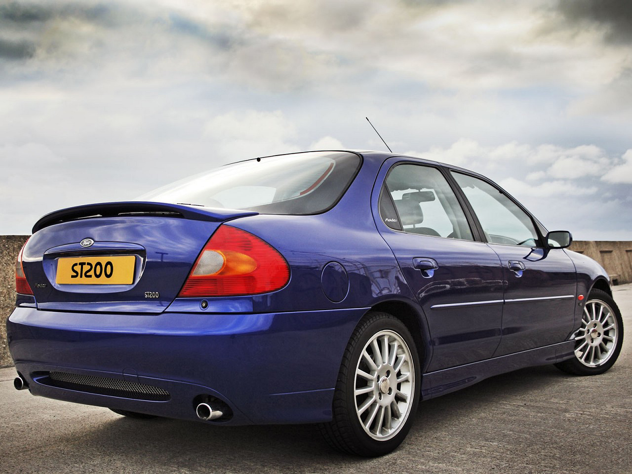 Ford Mondeo St200