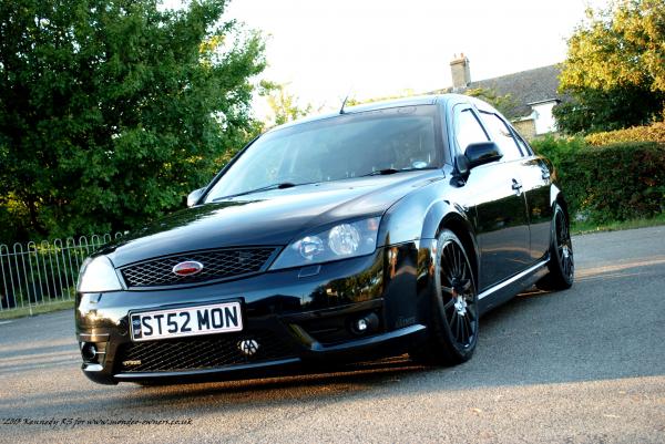 Ford Mondeo St220