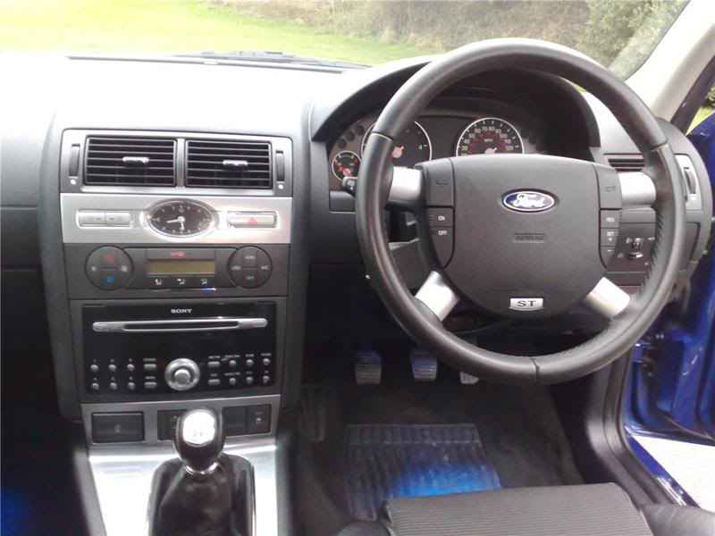 Ford Mondeo St220