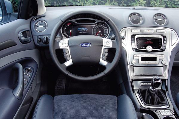 Ford Mondeo Titanium