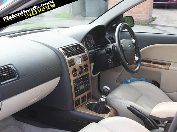 Ford Mondeo V6 Ghia