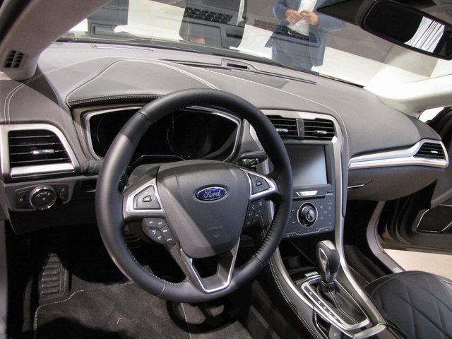 Ford Mondeo Vignale 2014