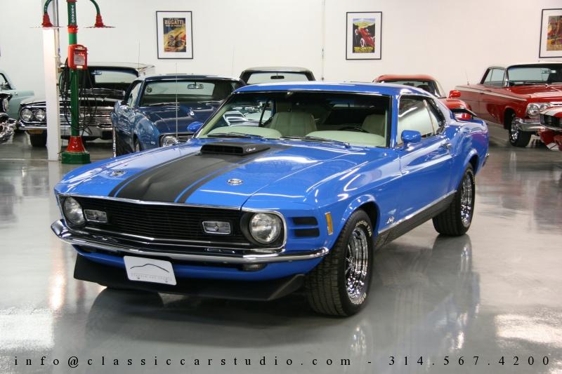 Ford Mustang 1