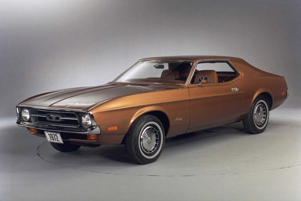 Ford Mustang 1