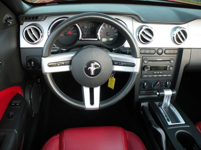 Ford Mustang 2005