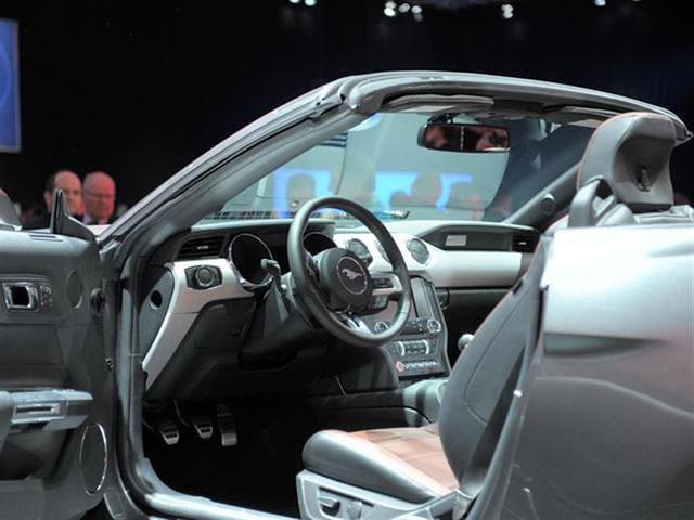 Ford Mustang 2015 Convertible
