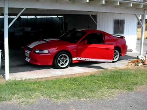 Ford Mustang 3.8 V6