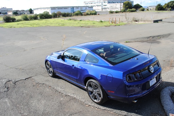 Ford Mustang 3.8