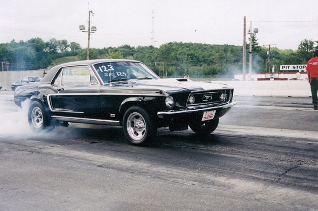 Ford Mustang 428