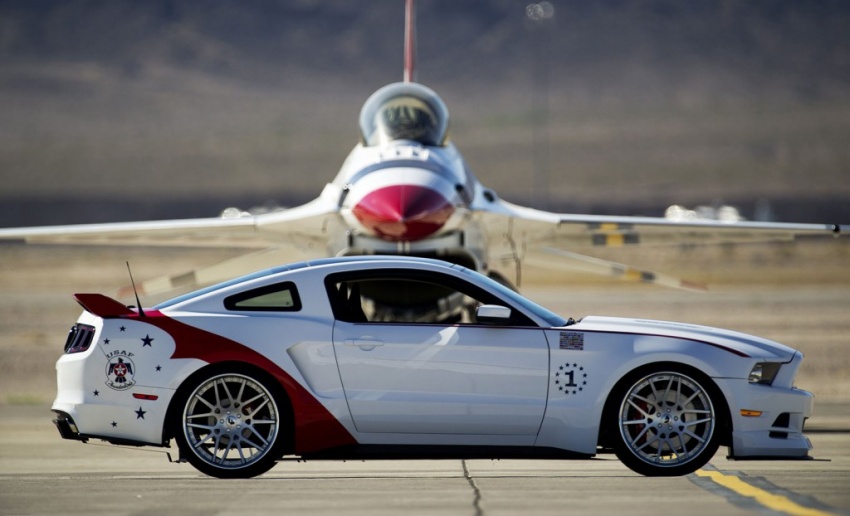 Ford Mustang 5.0 2014