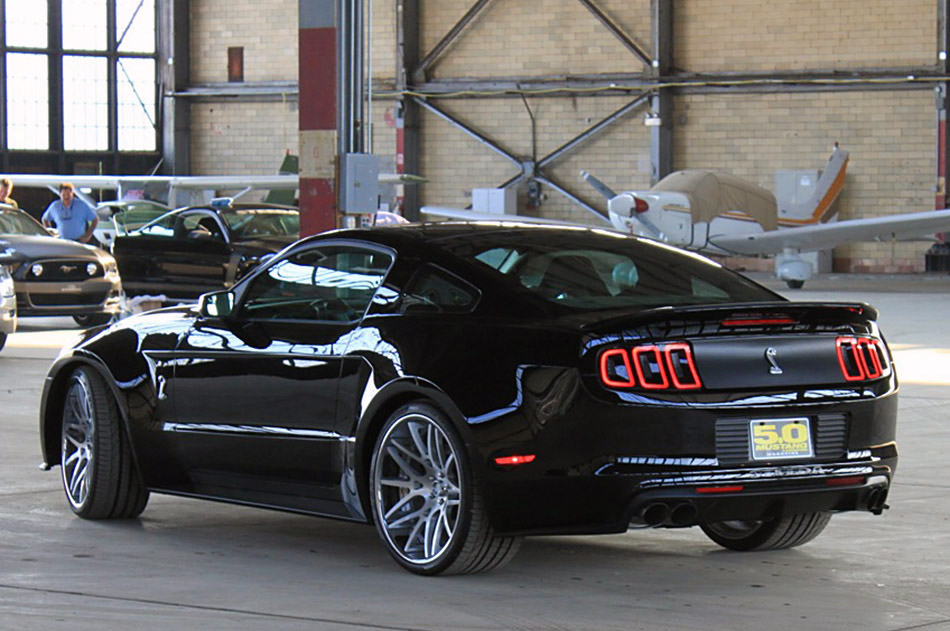 Ford Mustang 5.0 2014