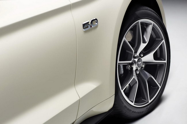Ford Mustang 50