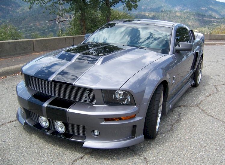 Ford Mustang Cervini