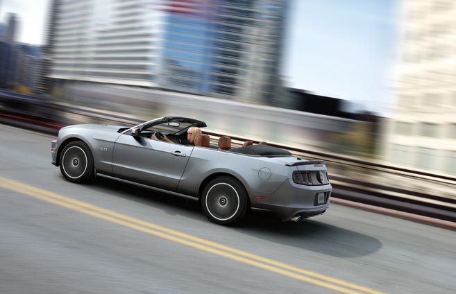 Ford Mustang Convertible 2014