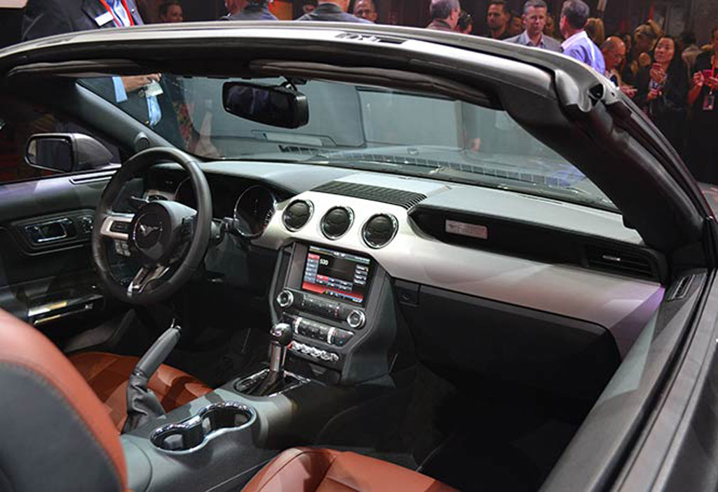 Ford Mustang Convertible 2015