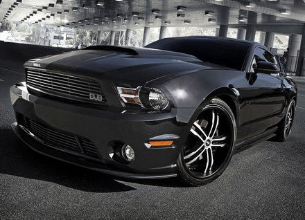 Ford Mustang Deluxe