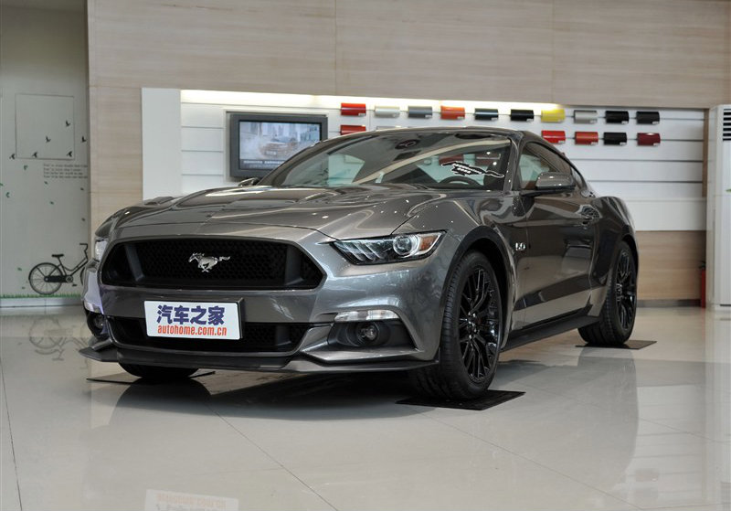Ford Mustang Fastback 2015