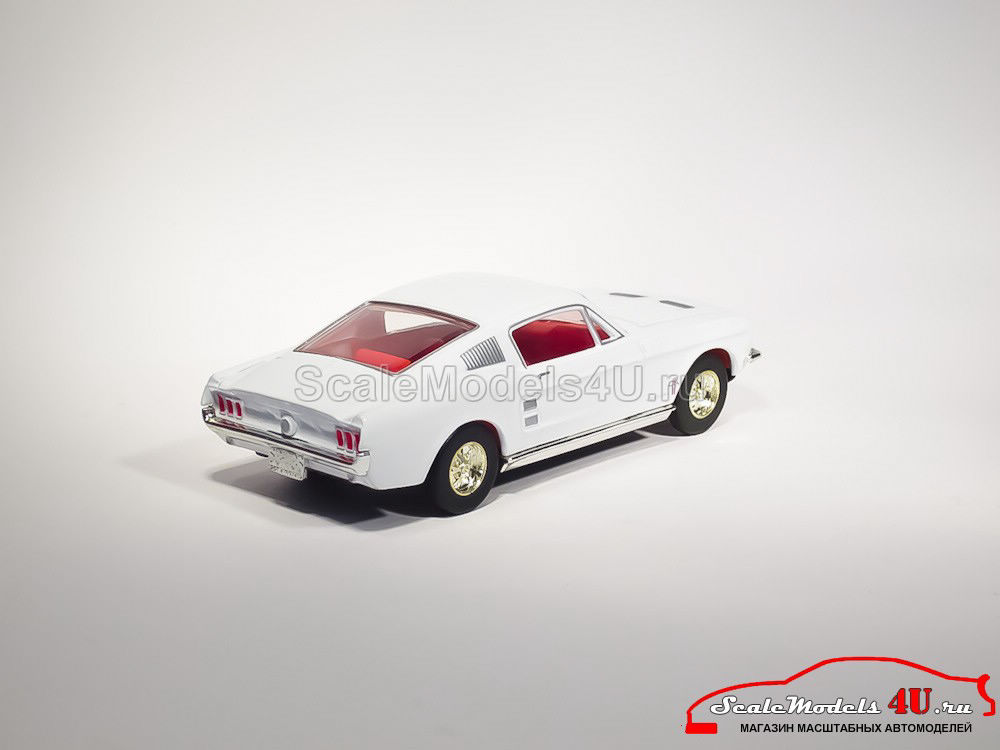 Ford Mustang Fastback