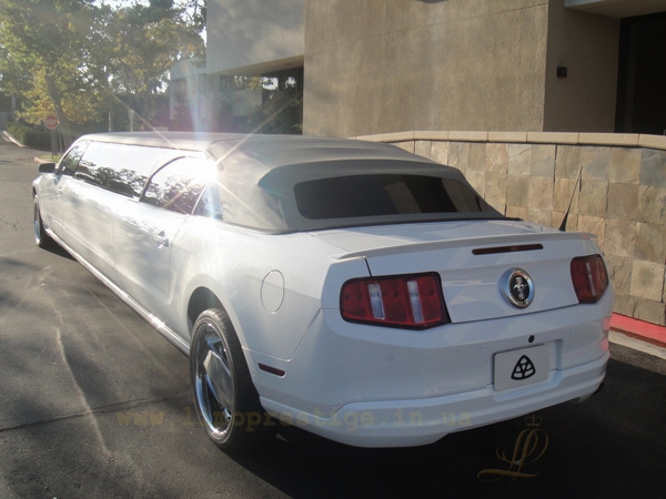 Ford Mustang Limousine