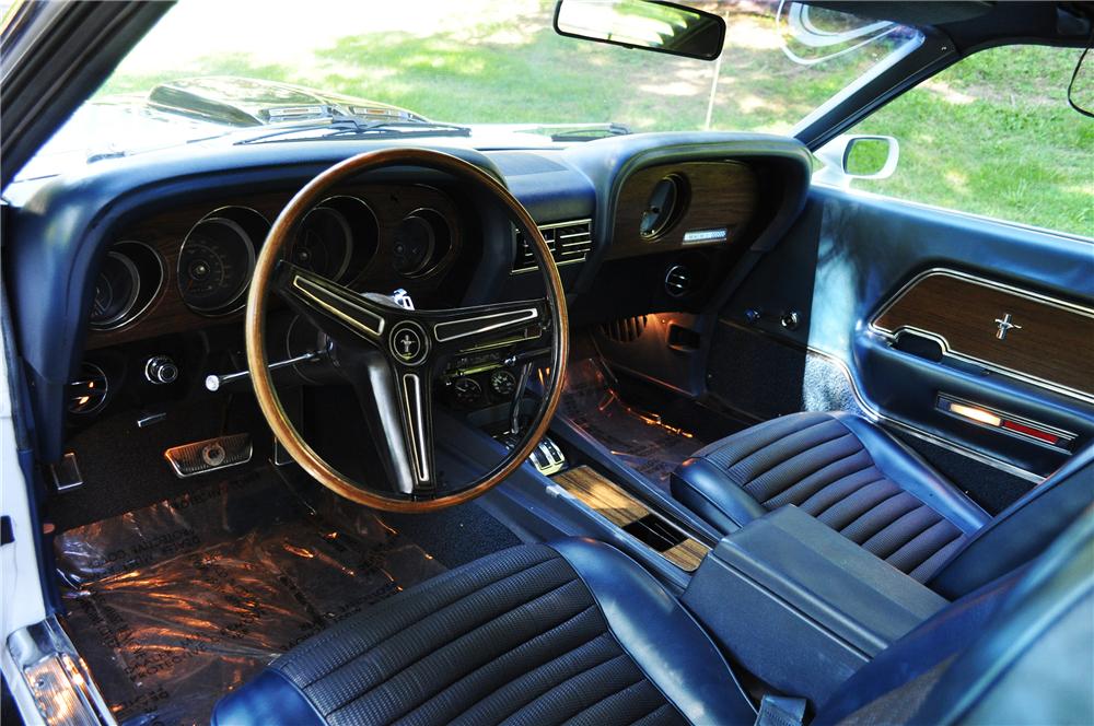 Ford Mustang Mach 2