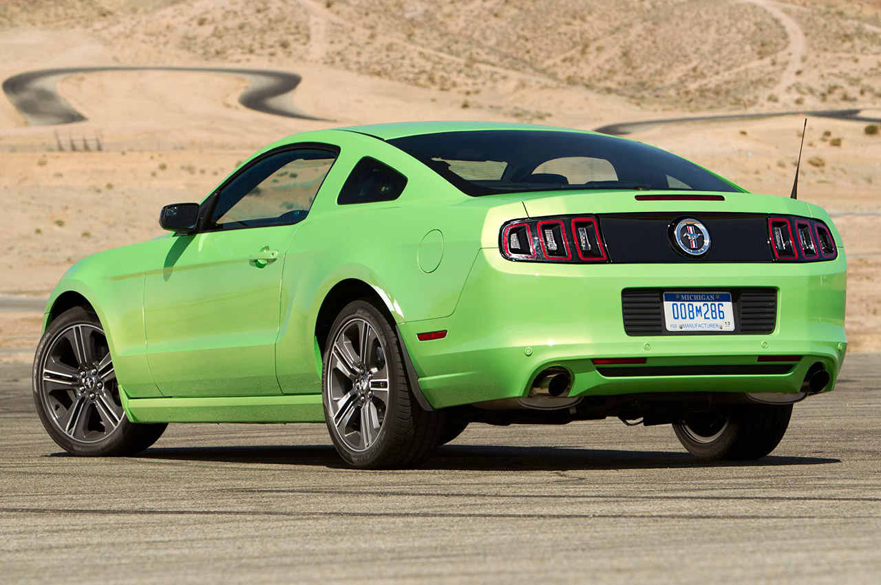 Ford Mustang Premium