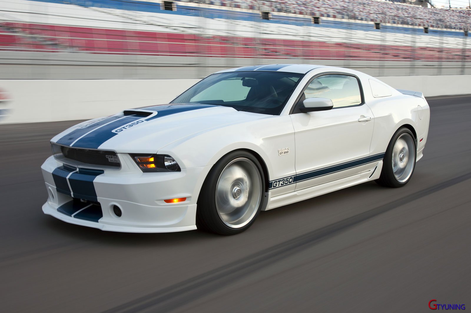 Ford Mustang Shelby GT