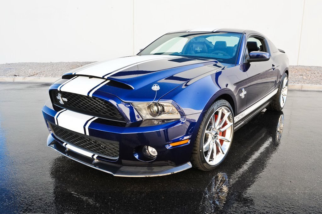 Ford Mustang Shelby GT500 Super Snake