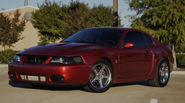 Ford Mustang Svt