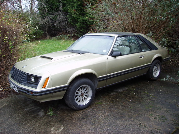 Ford Mustang T-Top