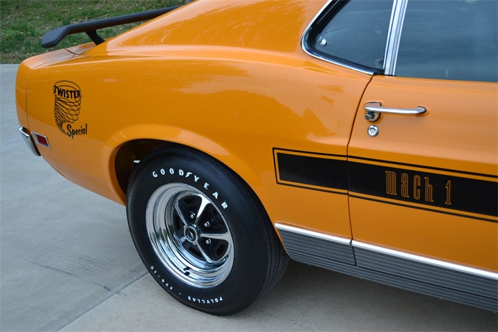 Ford Mustang Twister