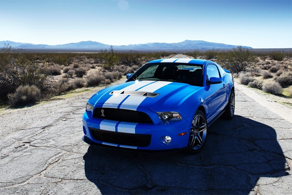 Ford Mustang V-8