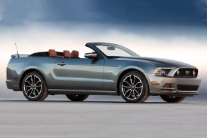 Ford Mustang V6 Premium Convertible Ford Mustang V6 Premium Convertible