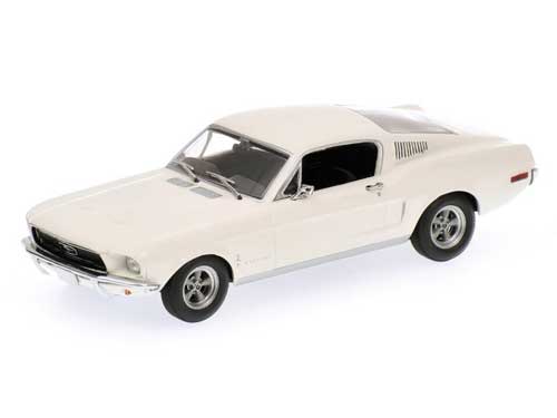 Ford Mustang White