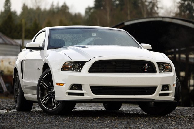 Ford Mustang White