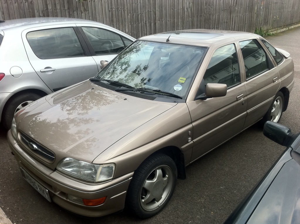 Ford Orion Ghia Si