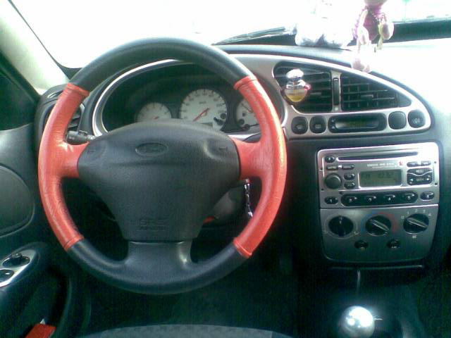 Ford Puma 1999
