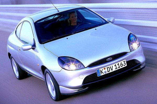 Ford Puma 2000
