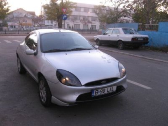 Ford Puma 2001