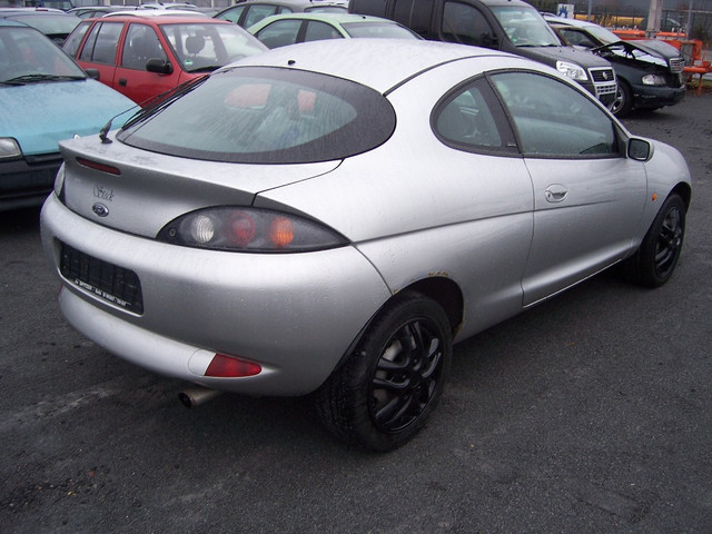 Ford Puma 2001