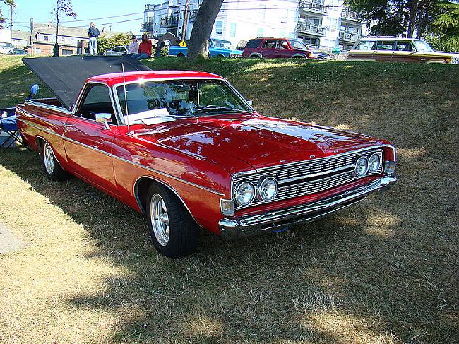 Ford Ranchero 500
