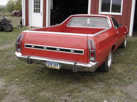 Ford Ranchero V8