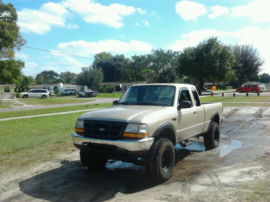 Ford Ranger 4x4 Lifted