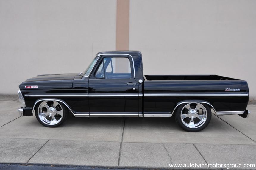 Ford Ranger F-100