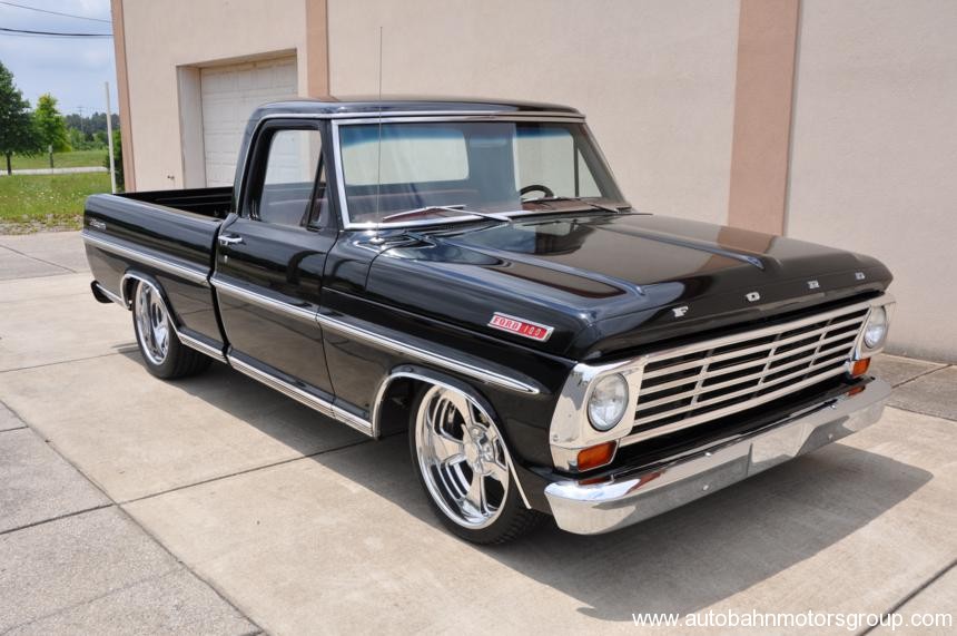 Ford Ranger F-100