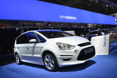 Ford S-Max 2012