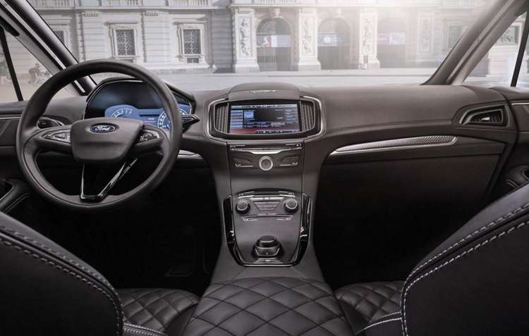 Ford S-Max Hybrid