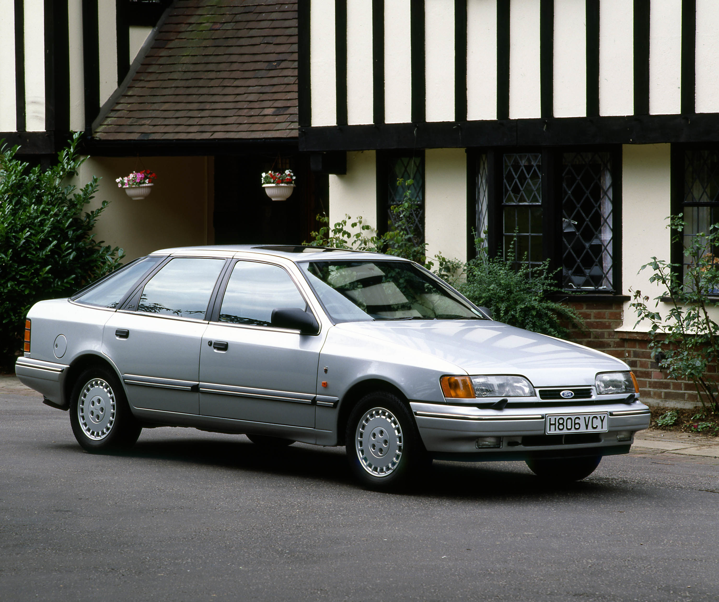 Ford Scorpio 2.0 I