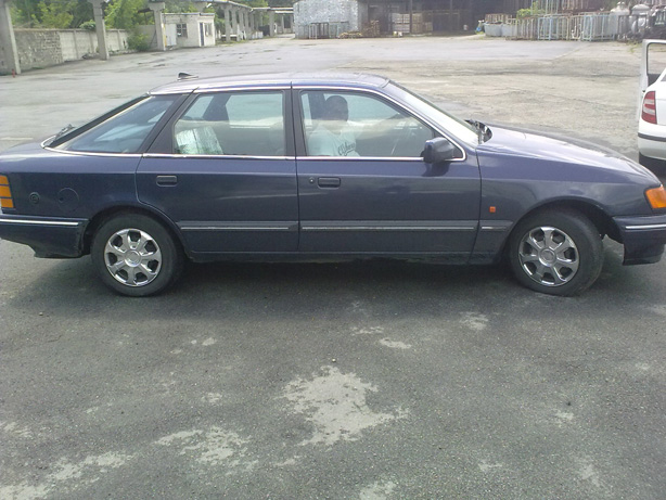 Ford Scorpio 2.4
