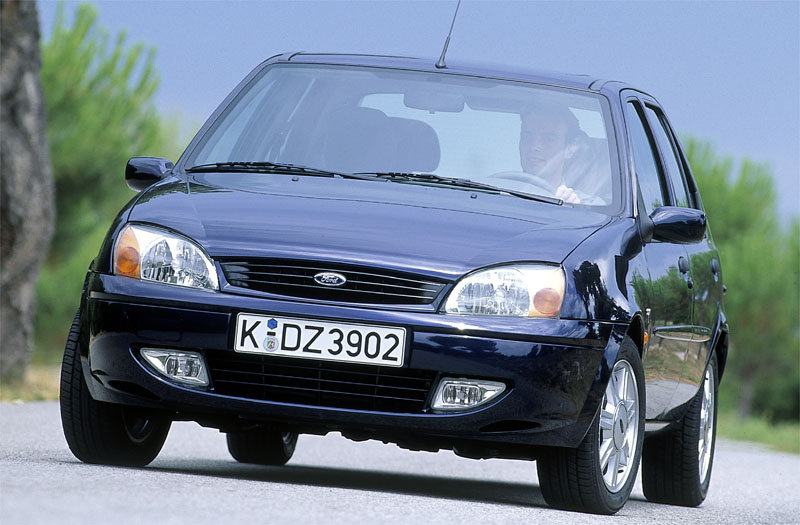 Ford Scorpio Stance