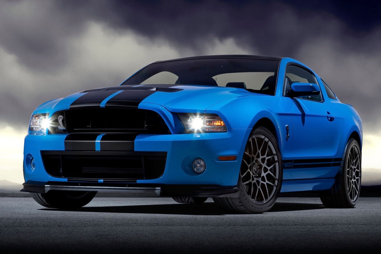 Ford Shelby 2012
